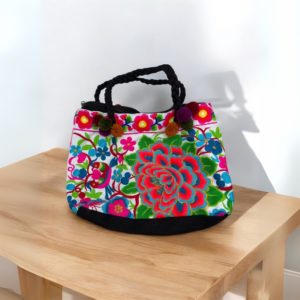 タイ直輸入のハンドメイドエスニックデザインバッグ