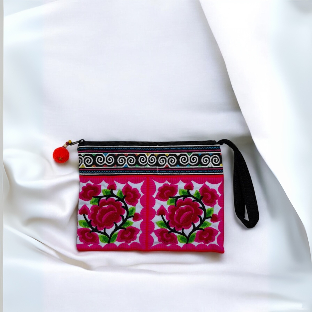 【タイ直輸入】ハンドメイドバッグ　ハンドバッグ　エスニック柄ポーチ　花柄小物入れ　ピンク
